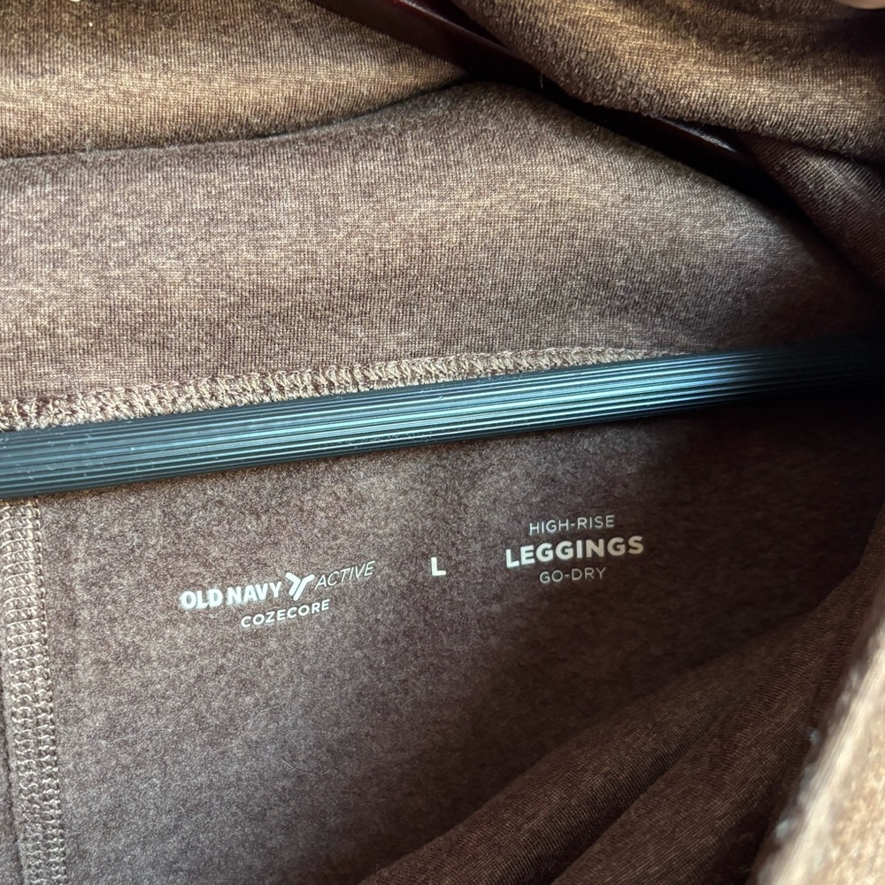 Old Navy Cozecore Maternity Leggings - Picture 2 of 6